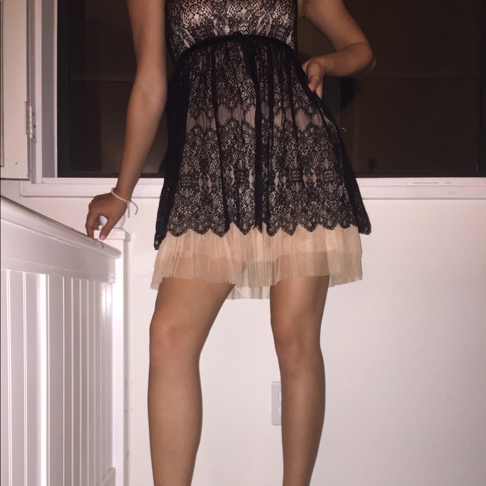 lace formal dress